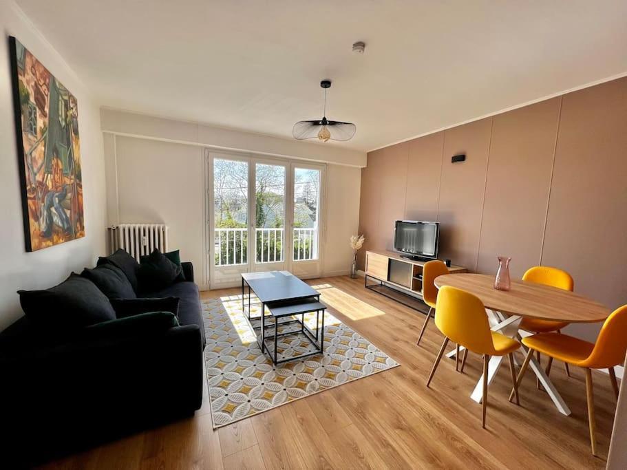Апартаменти T2 Lumineux Refais A Neuf Avec Parking ! Лор'ян Екстер'єр фото